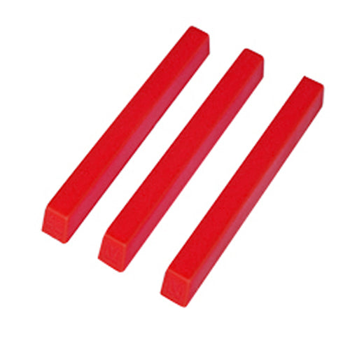 Bourrelets en cire droits, moyens, rouge-opaque ou cire de surélévation. Bourrelets en cire, préformés et droits avec gorge de positionnement sur la crête ce qui permet une fixation aisée. Disponible en trois duretés, quatre couleurs, préformés pour les prothèses complètes, droits pour les prothèses partielles. Les bourrelets en cire sont livrables avec ou sans oxyde. Ceux avec oxyde ont des couleurs très opaques ce qui facilite considérablement le jugement optique.