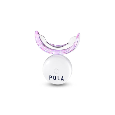 POLA LIGHT -  SDI - uofti.com - Le premier kit de blanchiment 100% ambulatoire.  Un nouveau système d’éclaircissement des dents à domicile doté d’une technologie à led. Bénéficier d'un sourire plus éclatant et plus confiant en 5 jours seulement. Pola Light est un système avancé d’éclaircissement des dents combinant la formule de blanchiment déjà primée de Pola à une gouttière à LED, pour un éclaircissement plus rapide.