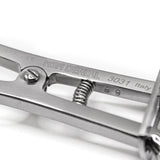 Le kit d’instruments pour digue Asa Dental est un ensemble complet pour la pose et la gestion de la digue dentaire, conçu selon les recommandations du Pr Guido Goracci, Professeur titulaire au Département de Dentisterie Conservatrice de l’Université La Sapienza (Rome). uofti.com