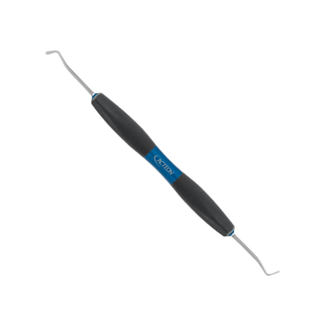 Fouloir/Instrument à sculpter N°1 de Bliss by ACTEON. Instrument double composé d'un fouloir et d'un instrument à sculpter. Fouloir : ø 1,1 mm Instrument à sculpter : largeur 1,8 mm   L'ergonomie et les performances de la partie travaillante permettent un geste maîtrisé et ferme et visent à réduire la fatigue des mains et des poignets. Conçus pour placer et modeler le composite.