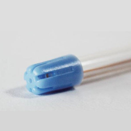 Boîte de 100 pompes à salive - uofti.com
