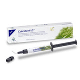 Calcident LC est une pâte fluide d’hydroxyde de calcium destinée au coiffage pulpaire indirect. Calcident LC peut être employé comme matériau de fond de cavité avec tous les matériaux d´obturation. Le produit est vendu en seringue pour une manipulation facile. La photopolymérisation prend 40 secondes.