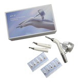 Le polisseur d'air dentaire AP-P Woodpecker offre une solution complète pour l'élimination du biofilm aussi bien supragingival que subgingival, ainsi que pour le traitement parodontal. Son design novateur à trois sections facilite le chargement, le déchargement, le nettoyage et l'entretien, offrant une expérience utilisateur pratique et hygiénique.